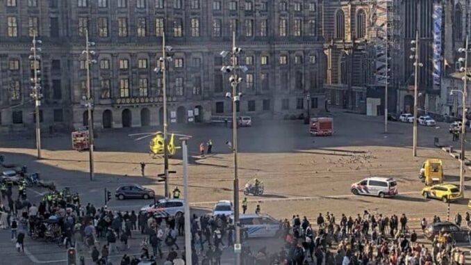 Amsterdam Mass Stabbing: Suspect Arrested After Knife Attack Near Dam Square in Netherlands Leaves 5 Injured; Investigation Underway