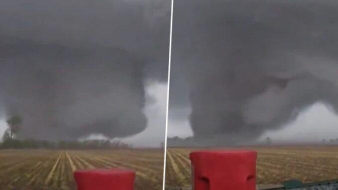 US: 7 Killed, 13 Others Injured After Dozens of Tornadoes Hit Midwest, South; Arkansas, Missouri and Tennessee Most Affected (See Pics and Video)