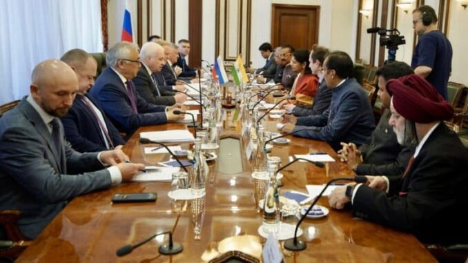 Operation Sindoor Outreach: All-Party Delegation Led by DMK MP Kanimozhi Meets Russian Lawmakers To Convey India’s Strong Message of Zero Tolerance for Terrorism (See Pics)