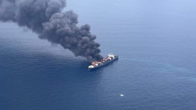 WAN HAI 503 Fire Incident: Singapore-Flagged Container Ship Catches Blaze; Indian Navy Rescues 18, 4 Remain Missing (See Pics and Video)