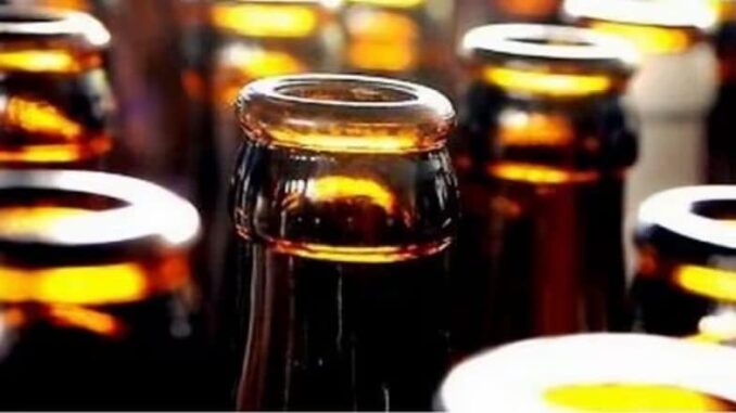 Thailand: Divorced Man Refuses Food, Drinks Only Beer for a Month; Dies Alone in Bedroom as Son Returns Home To Find Floor Covered in 100 Empty Bottles