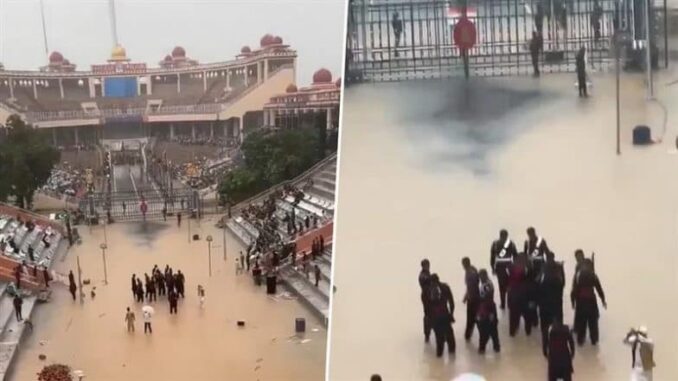 Floods Hit Pakistan’s Wagah Border Beating Retreat: Rangers March in Ankle-Deep Water Amid Floating Garbage; Video Goes Viral