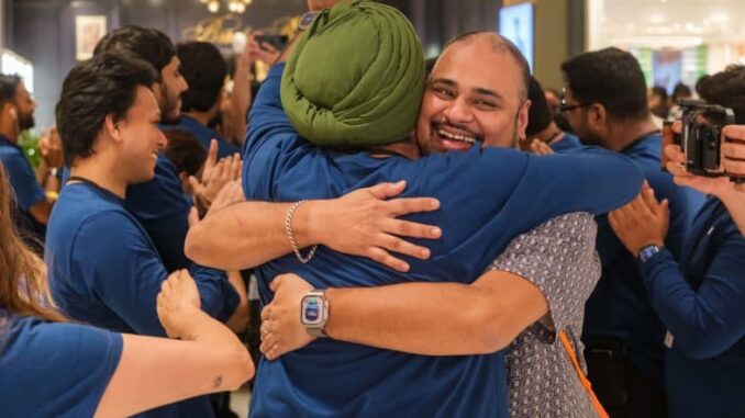 Apple CEO Tim Cook Announces New Stores in Bengaluru and Pune Amid Trade Negotiations Between India and US; Tech Company Now Has 4 Outlets in India (See Pics)