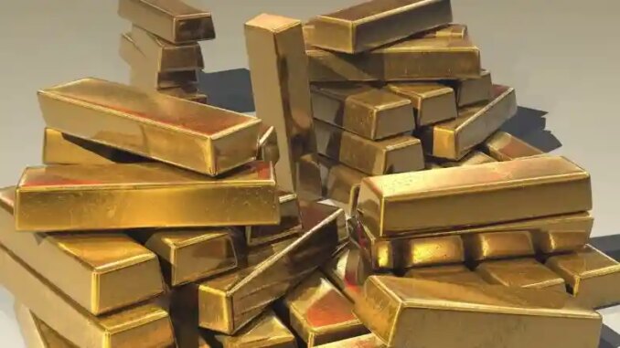 Gold Prices Hit Record High, Surge Past USD 4,000 for the First Time Ever Amid US Government Shutdown and Inflation Concerns